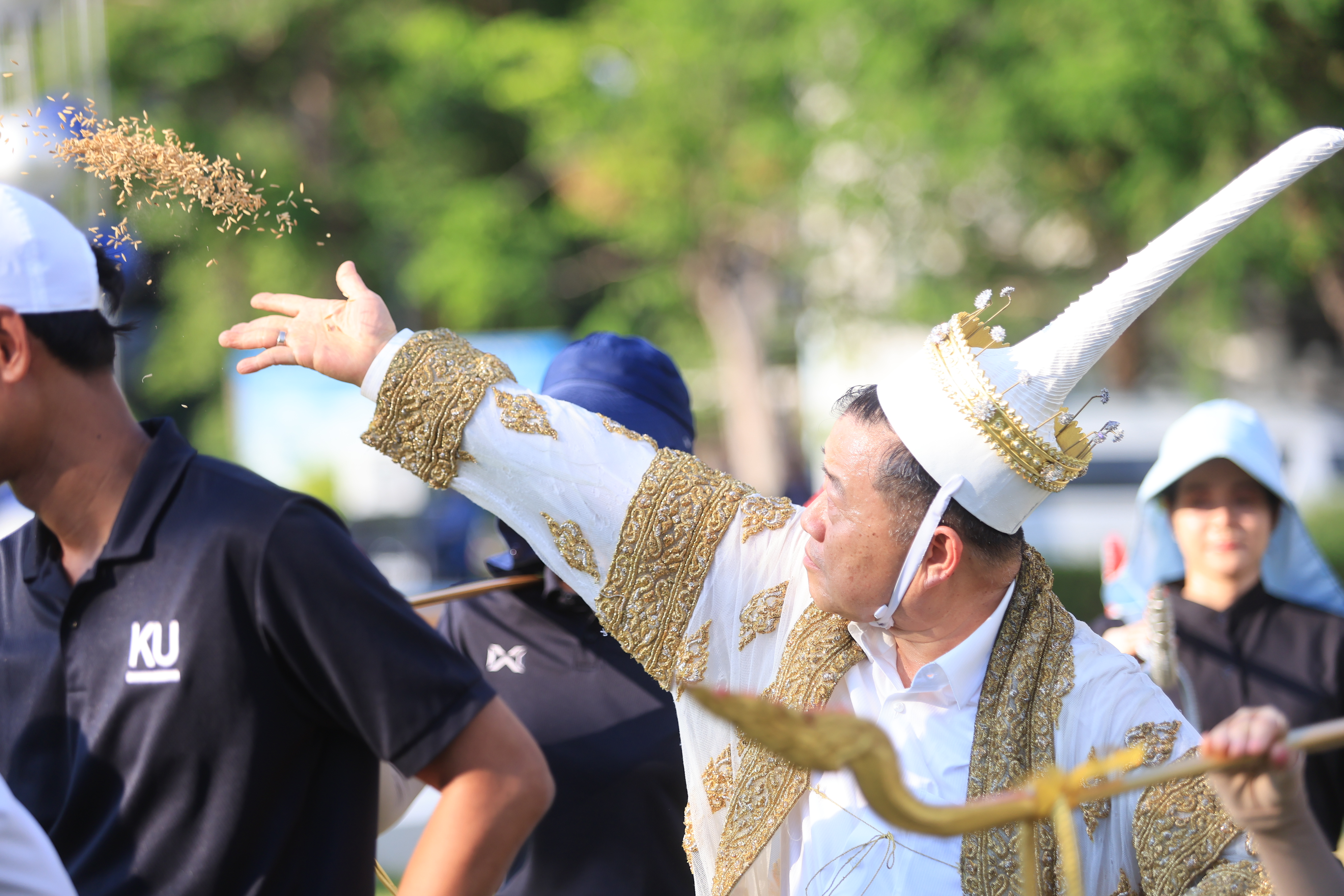 title - ส.ป.ก. ร่วมฝึกซ้อมริ้วขบวนอิสริยยศ ในพระราชพิธีพืชมงคลจรดพระนังคัลแรกนาขวัญ ประจำปี 2569 (ซ้อมกรณีพิเศษ ครั้งที่ 1)